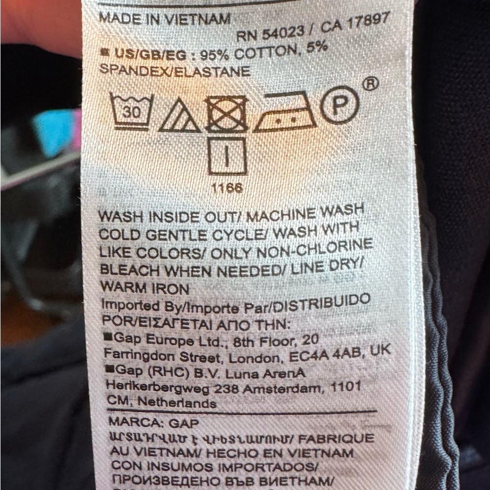 Gap High Rise Kick Fit Pant - Picture 8 of 9